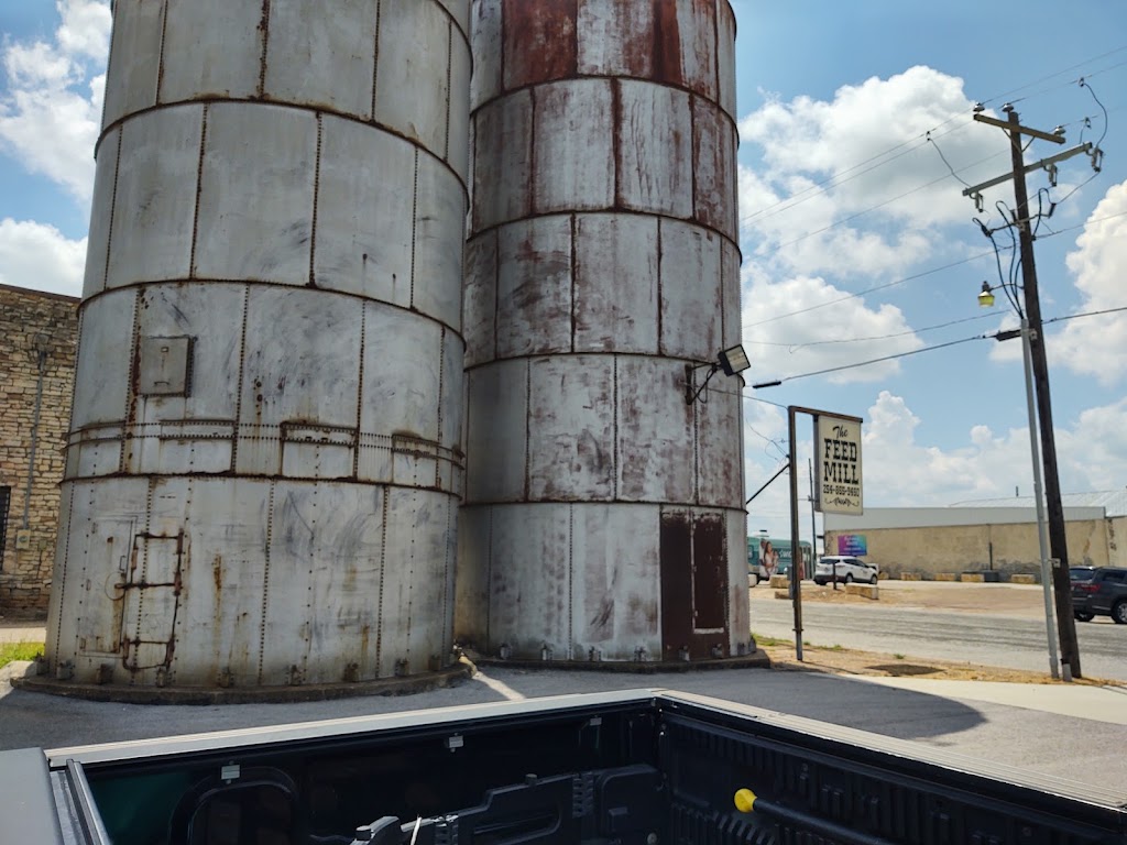 The Feed Mill | restaurant | 108 N 6th St, Gatesville, TX 76528, USA | 2548659450 OR +1 254-865-9450