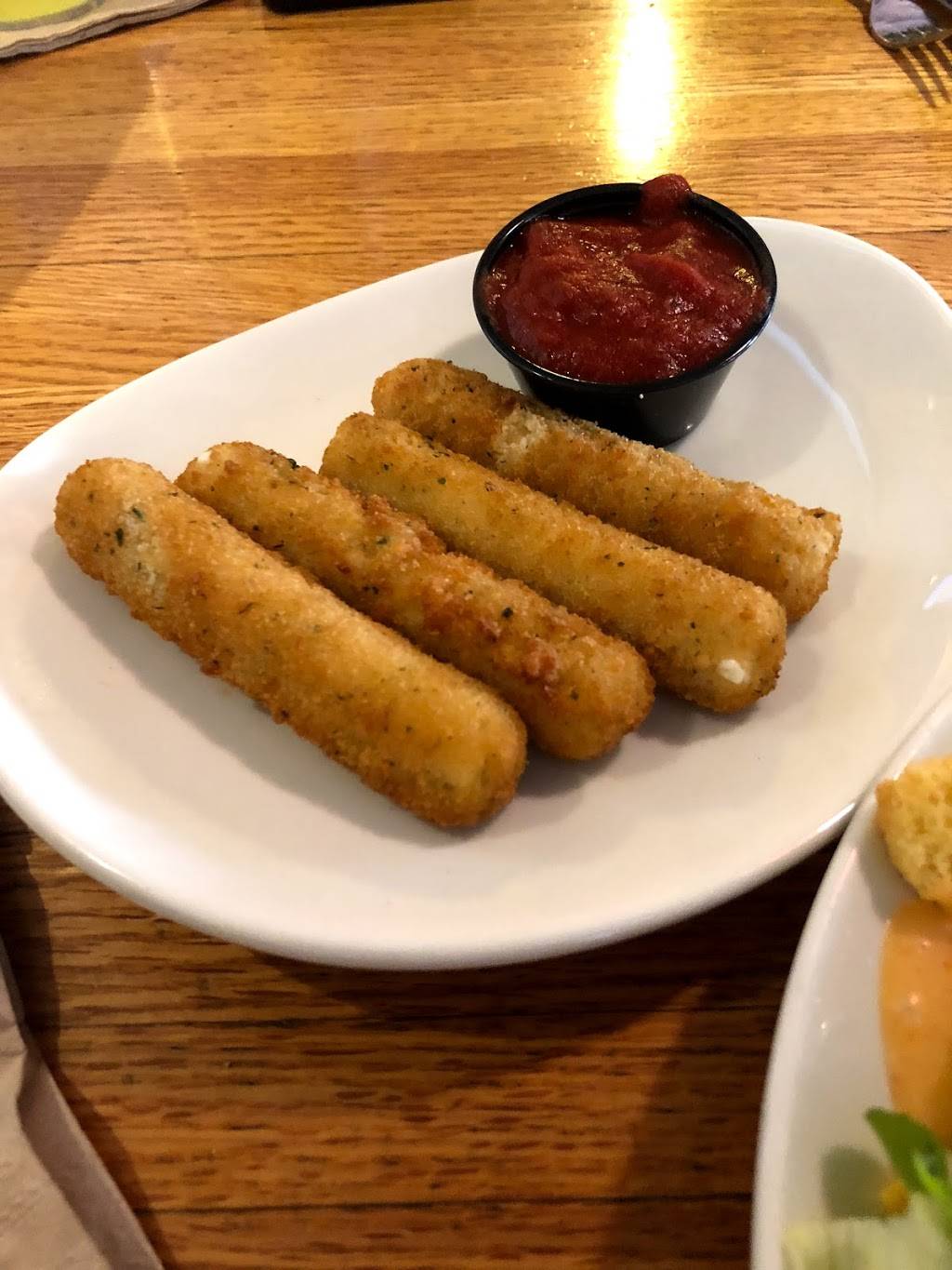 Applebees Grill + Bar | restaurant | 3805 41st Ave Dr, Moline, IL 61265, USA | 3097979232 OR +1 309-797-9232