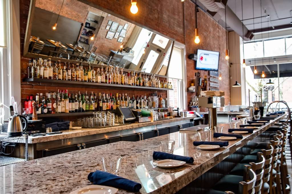 Taylor Shellfish Oyster Bar | restaurant | 410 Occidental Ave S, Seattle, WA 98104, USA | 2065014060 OR +1 206-501-4060