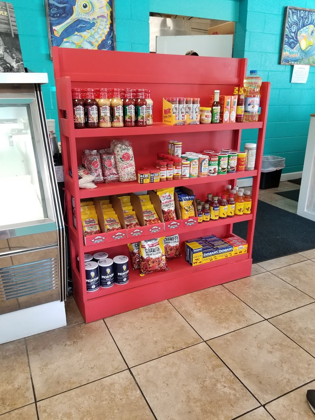 Fins Fresh Seafood and Po Boys | restaurant | 1305 W 6th St, Laurel, MS 39440, USA | 6013425141 OR +1 601-342-5141