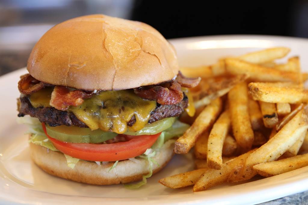 Rigatonis Red Smoke Grill | restaurant | 4501 Hopyard Rd, Pleasanton, CA 94588, USA | 9257340307 OR +1 925-734-0307