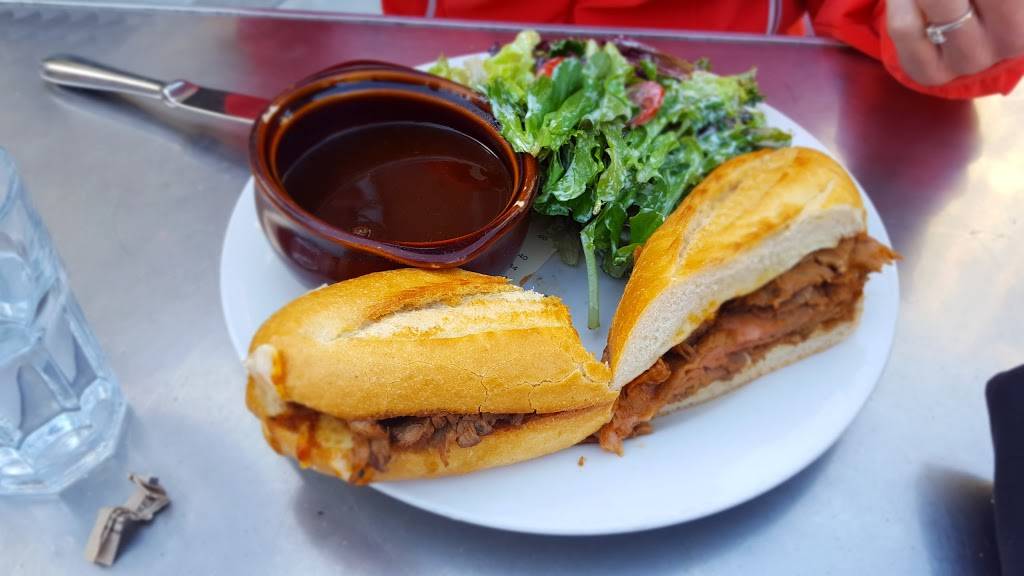 MoMos | restaurant | 760 2nd St, San Francisco, CA 94107, USA | 4152278660 OR +1 415-227-8660