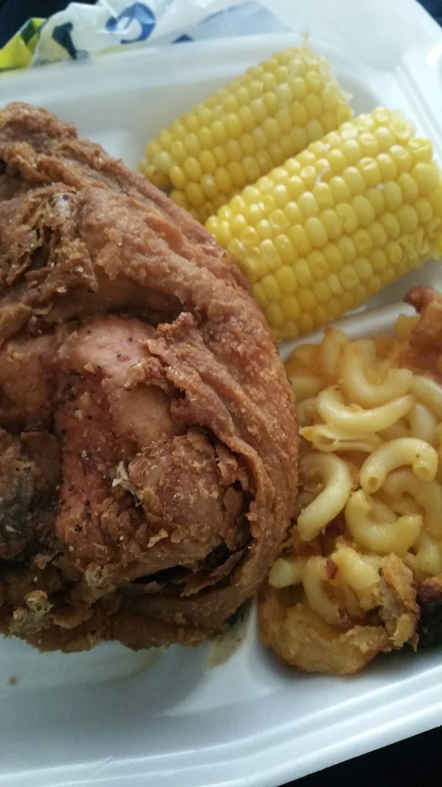 Julians Soul Food | restaurant | 1320 W Olney Ave, Philadelphia, PA 19141, USA | 2159272224 OR +1 215-927-2224