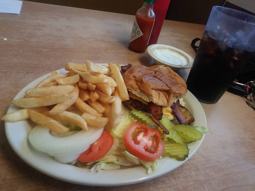 Favorites Restaurant | restaurant | 6318 S Shields Blvd, Oklahoma City, OK 73149, USA | 4056326659 OR +1 405-632-6659