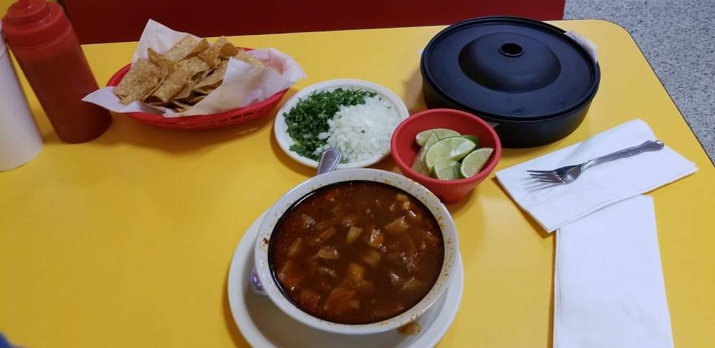 Carnitas La Michoacana | restaurant | 2049 W Cermak Rd, Chicago, IL 60608, USA | 7732542970 OR +1 773-254-2970