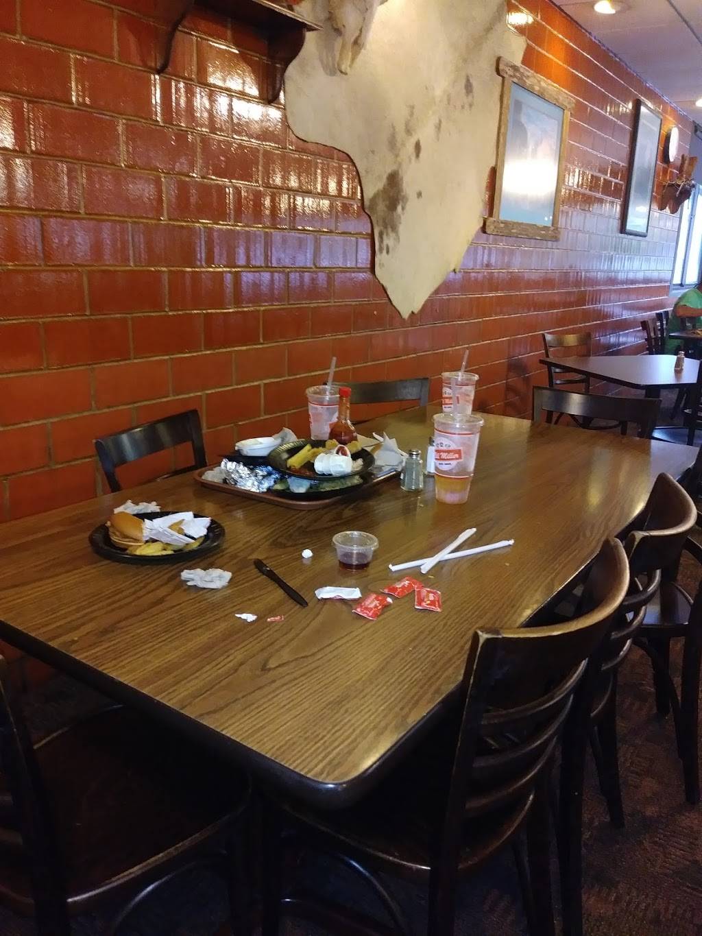 Bill Miller Bar-B-Q | restaurant | 8403 McCullough Ave, San Antonio, TX 78216, USA | 2103448833 OR +1 210-344-8833