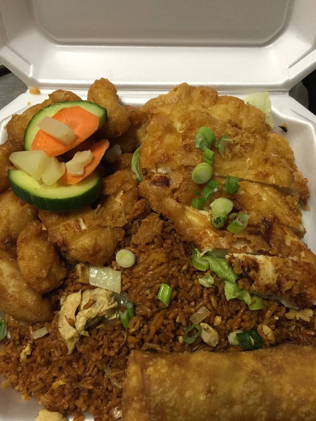 China Wok | restaurant | 22325 Kelly Rd, Eastpointe, MI 48021, USA | 5867739330 OR +1 586-773-9330