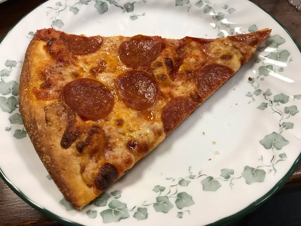 Mama Leones Pizza | restaurant | 6159 Lake Worth Rd, Greenacres, FL 33463, USA | 5619648099 OR +1 561-964-8099