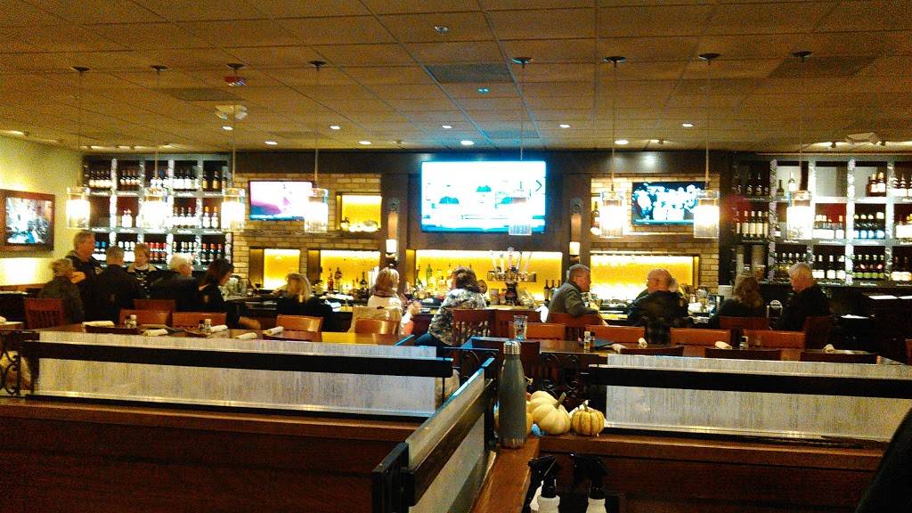 Carrabbas Italian Grill | restaurant | 3340 W Henrietta Rd, Rochester, NY 14623, USA | 5852926120 OR +1 585-292-6120