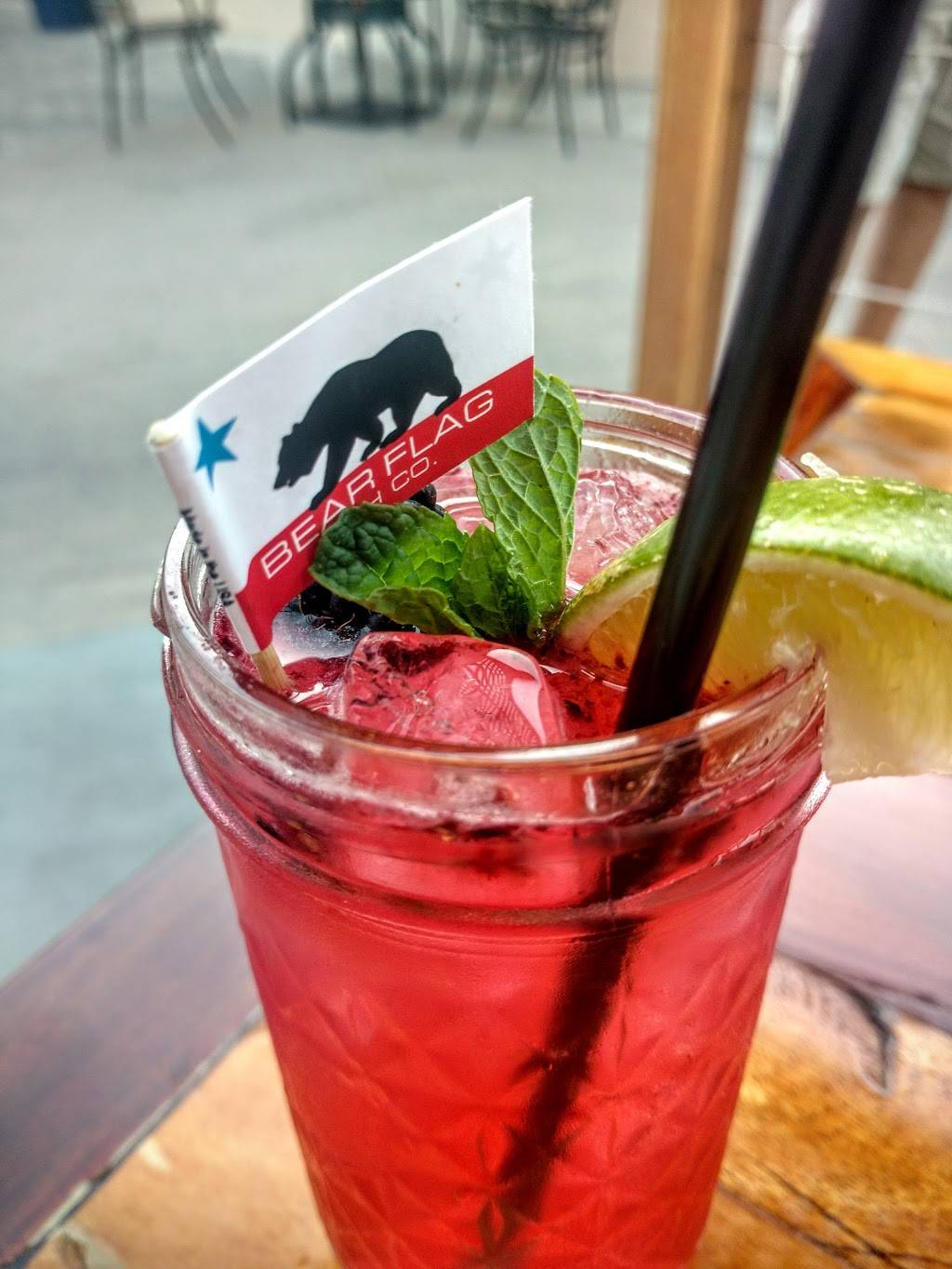 Bear Flag Fish Company | restaurant | 3421 Via Lido, Newport Beach, CA 92663, USA | 9496733474 OR +1 949-673-3474