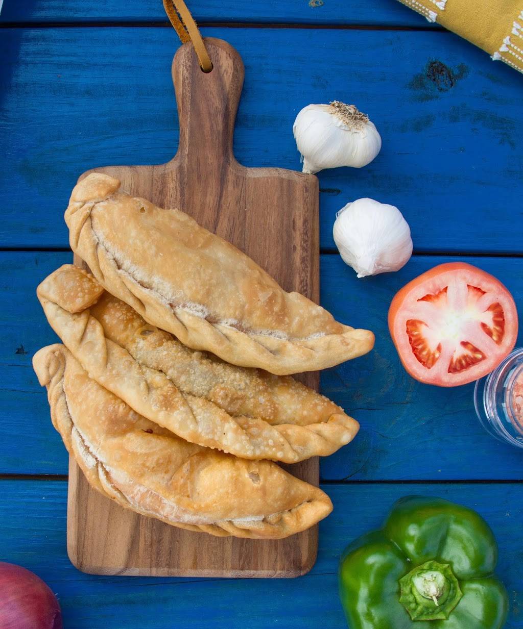 En Mi Viejo San Juan | restaurant | 8025 W Hillsborough Ave, Tampa, FL 33615, USA | 7738750538 OR +1 773-875-0538