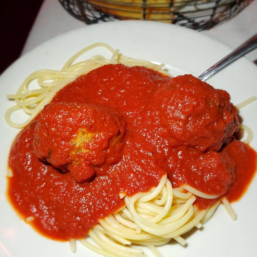 Battistas Hole In the Wall | restaurant | 4041 Linq Ln, Las Vegas, NV 89109, USA | 7027321424 OR +1 702-732-1424