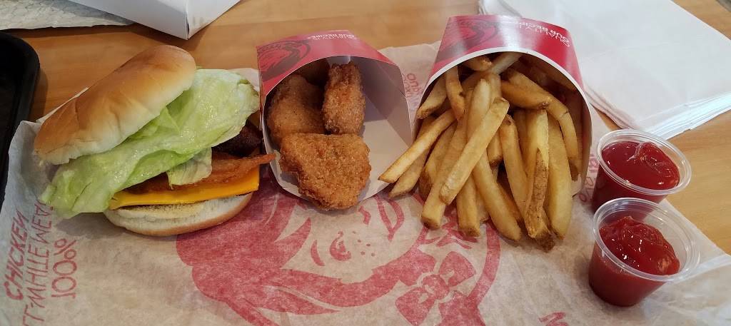 Wendys | restaurant | 449 W Eads Pkwy, Lawrenceburg, IN 47025, USA | 8125375327 OR +1 812-537-5327