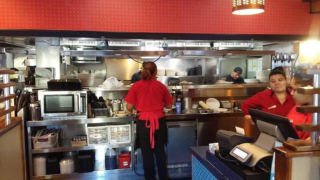 IHOP | restaurant | 2410 Summer St, Stamford, CT 06905, USA | 2033249819 OR +1 203-324-9819