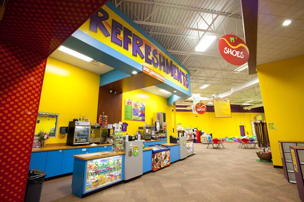 Monkey Joes - Winter Park | restaurant | 5471 Lake Howell Rd, Winter Park, FL 32792, USA | 4074784000 OR +1 407-478-4000
