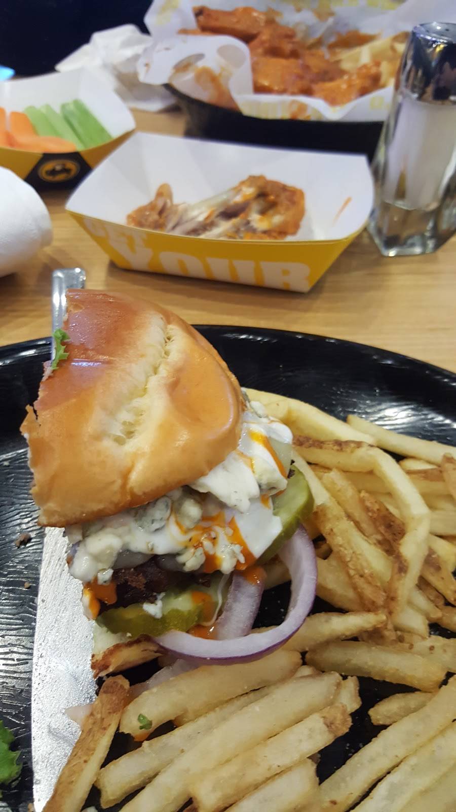 Buffalo Wild Wings | restaurant | 1670 Rinehart Rd, Sanford, FL 32771, USA | 4073303589 OR +1 407-330-3589