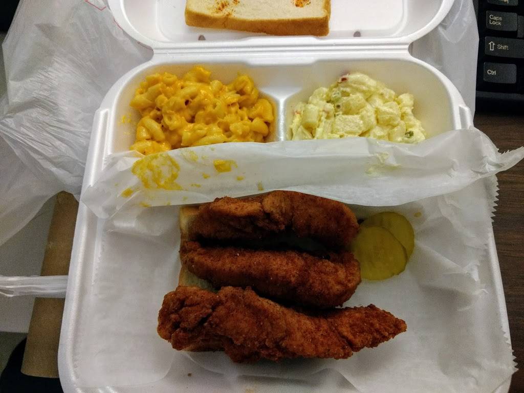 The Flaming Rooster | restaurant | 3202 Brainerd Rd, Chattanooga, TN 37411, USA | 4238055357 OR +1 423-805-5357