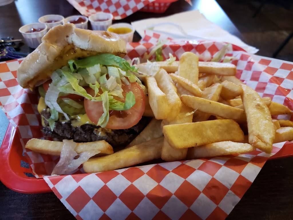 Kennys Burgers | restaurant | 1927 Goliad Rd, San Antonio, TX 78223, USA | 2103371355 OR +1 210-337-1355