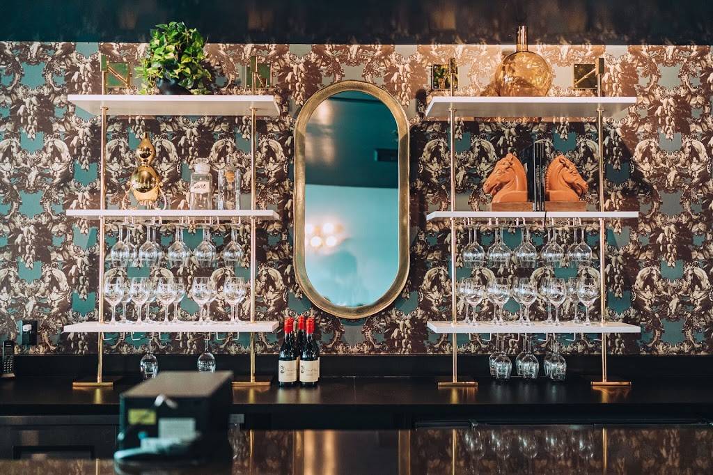 Smics Bar Sacramento | night club | 1200 K St Suite 8, Sacramento, CA 95814, USA | 9162284518 OR +1 916-228-4518