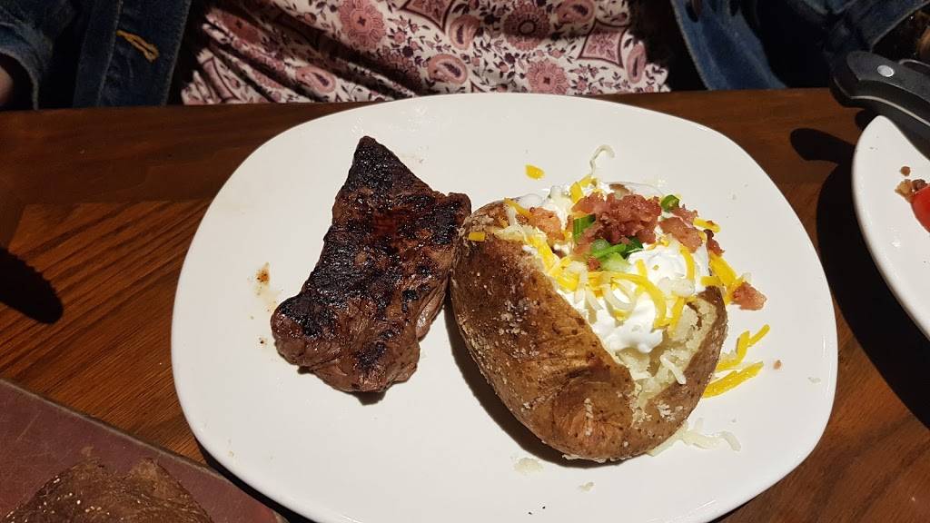 Outback Steakhouse | restaurant | 7804 W Irlo Bronson Memorial Hwy, Kissimmee, FL 34747, USA | 4073960017 OR +1 407-396-0017