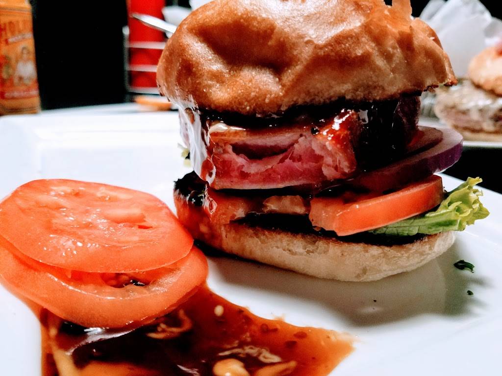 Not Watsons Kitchen + Bar | restaurant | 15 Market Square, Knoxville, TN 37902, USA | 8657664848 OR +1 865-766-4848