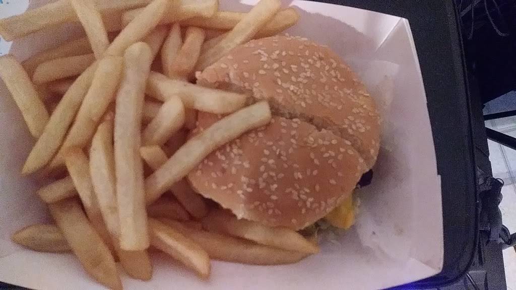 New Orleans Style Po Boys | restaurant | 3874 LA-1, Raceland, LA 70394, USA | 9855376444 OR +1 985-537-6444