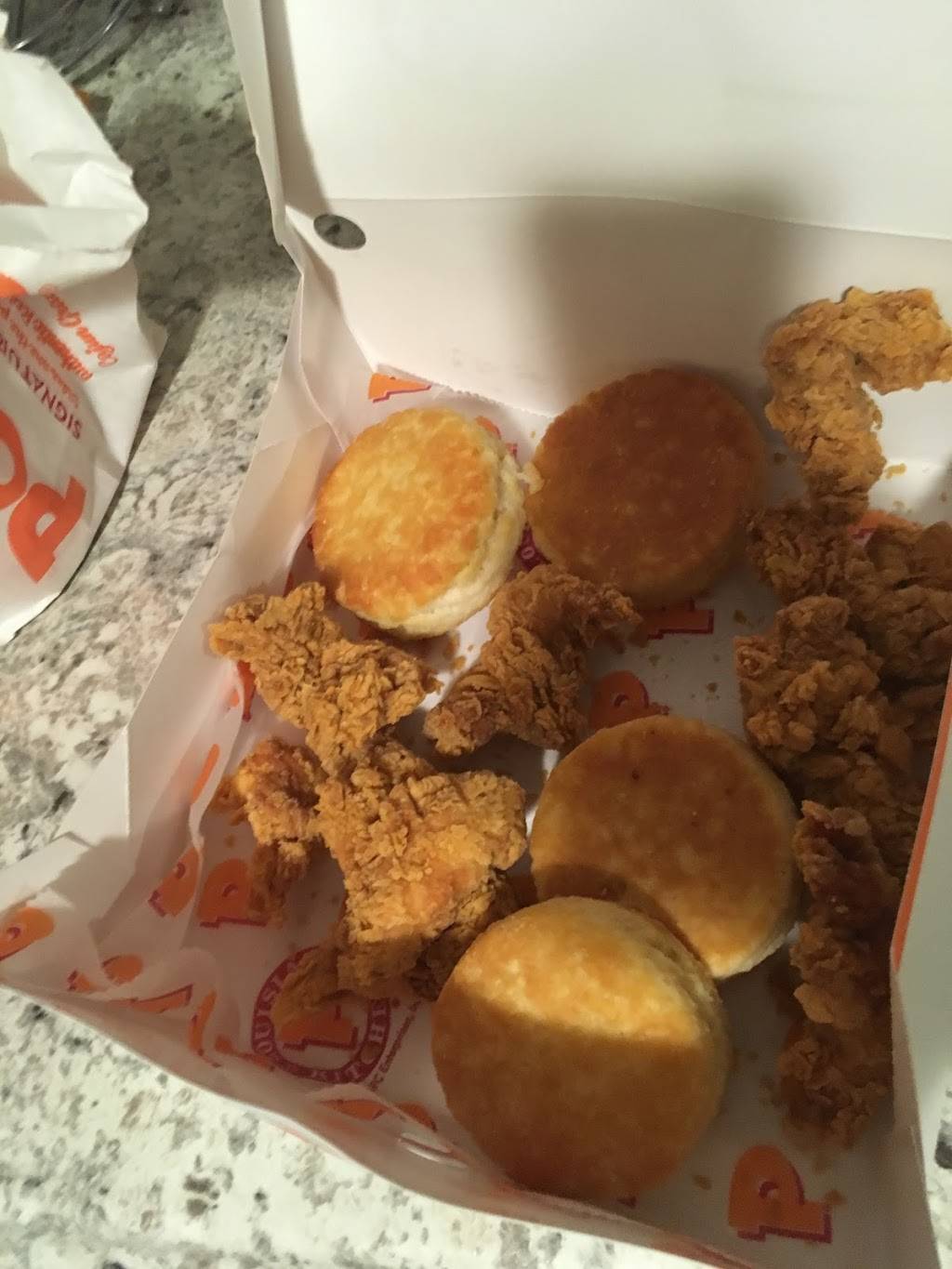 Popeyes Louisiana Kitchen | restaurant | 401 Salt Lick Rd, St Peters, MO 63376, USA | 6362781653 OR +1 636-278-1653