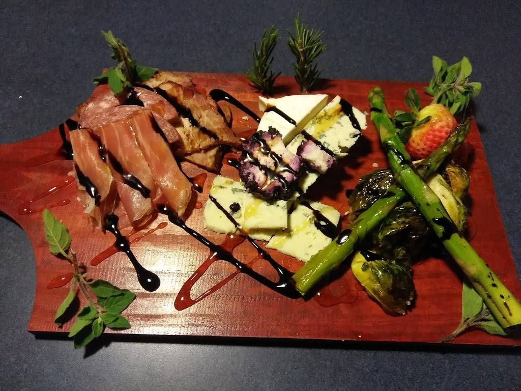 TibbittsFernHill | restaurant | 8237 S Park Ave, Tacoma, WA 98408, USA | 2533271334 OR +1 253-327-1334