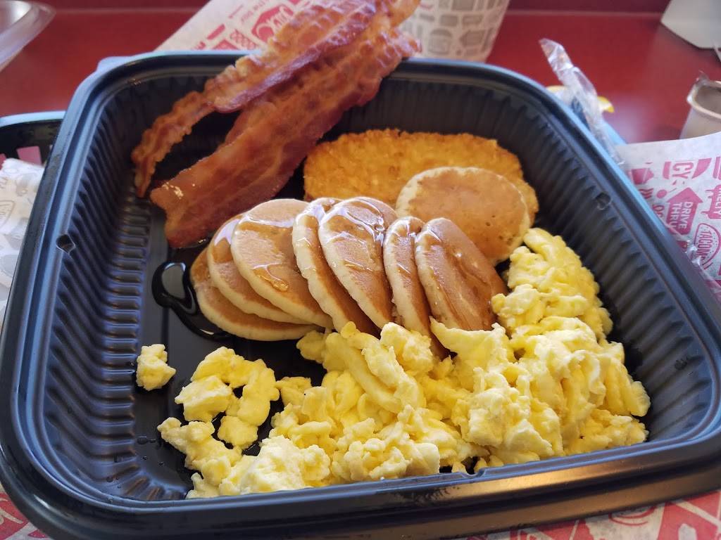 Jack in the Box | restaurant | 17378 Main St, Hesperia, CA 92345, USA | 7609481353 OR +1 760-948-1353