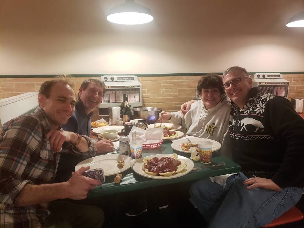 Calas Pizzeria | restaurant | 31800 Vine St, Willowick, OH 44095, USA | 4409445544 OR +1 440-944-5544