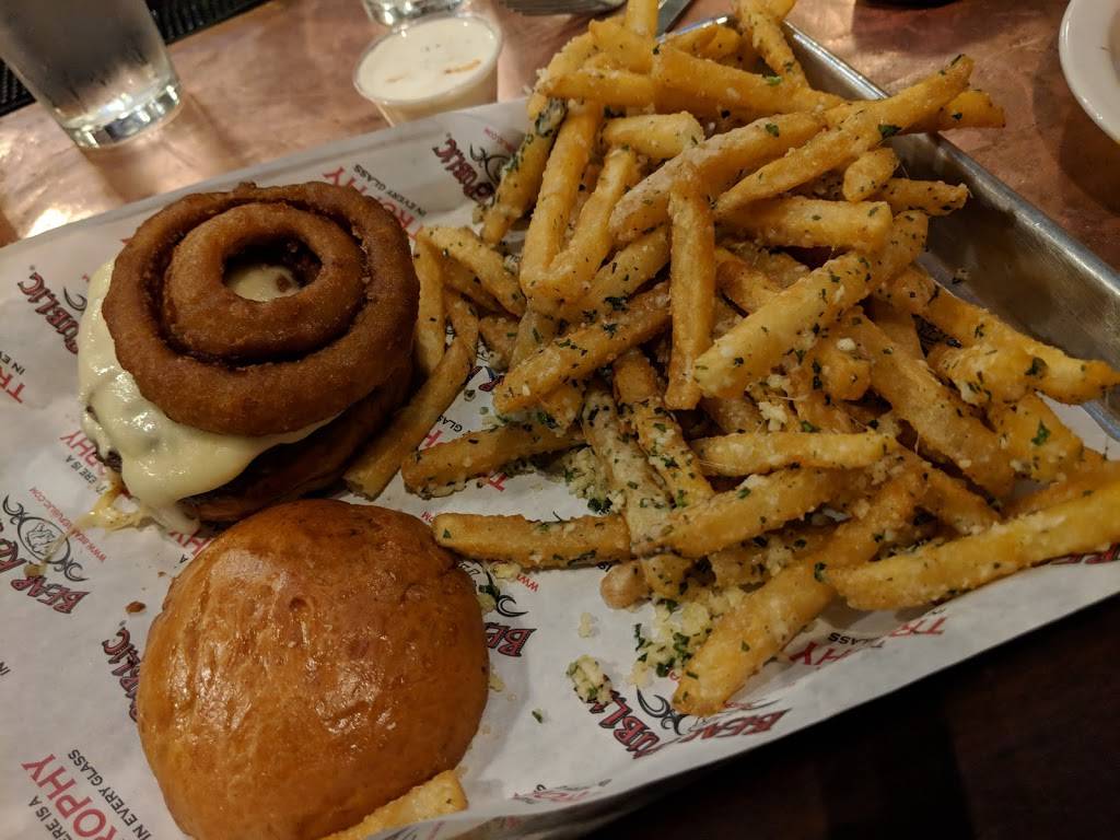 Bear Republic Brewing Co | restaurant | 345 Healdsburg Ave, Healdsburg, CA 95448, USA | 7074332337 OR +1 707-433-2337