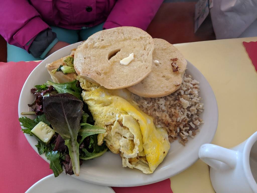 Maggies Krooked Cafe | cafe | 6000 Main St, Tannersville, NY 12485, USA | 5185896101 OR +1 518-589-6101