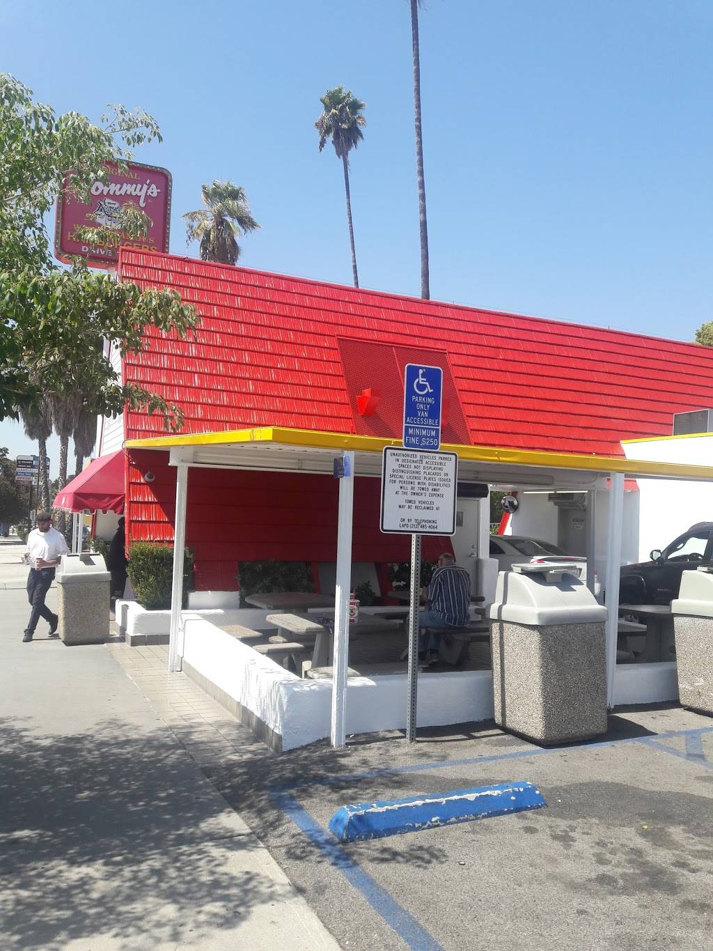 Original Tommy’s Hamburgers | restaurant | 1717 Colorado Blvd, Los Angeles, CA 90041, USA | 3239821746 OR +1 323-982-1746