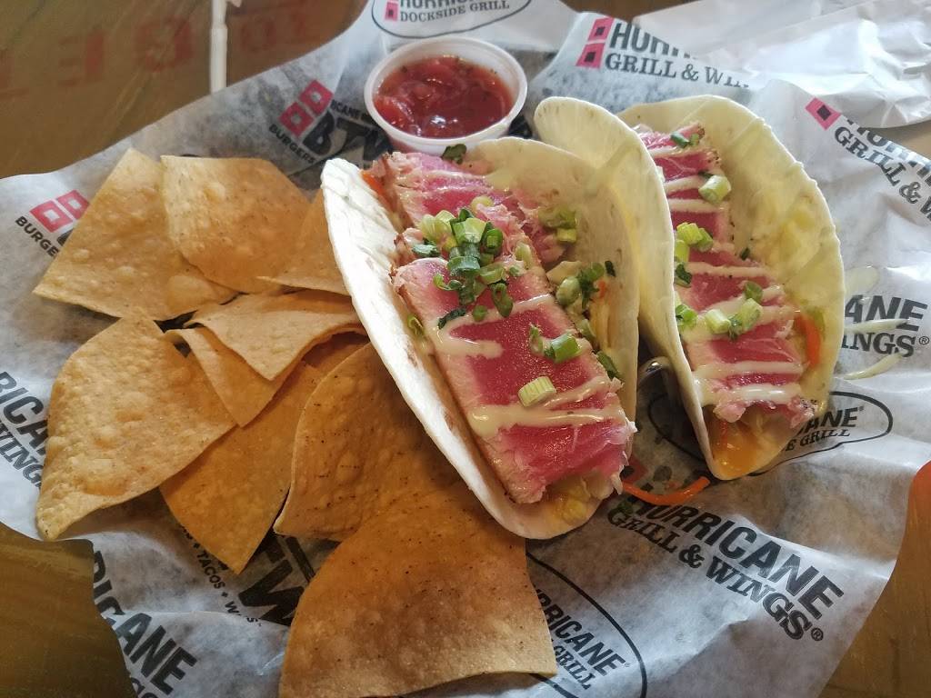 Hurricane Grill & Wings | restaurant | 2401 W State Rd 434, Longwood, FL 32779, USA | 4077725504 OR +1 407-772-5504
