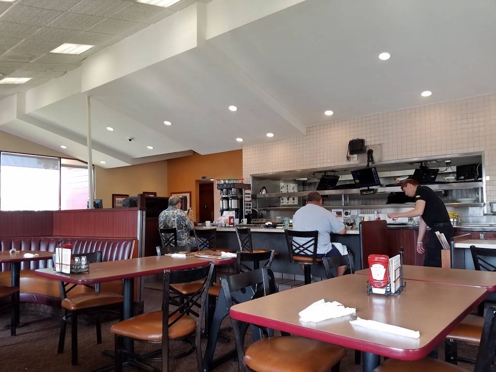 Dennys | restaurant | 7676 Friars Rd, San Diego, CA 92108, USA | 6192980242 OR +1 619-298-0242