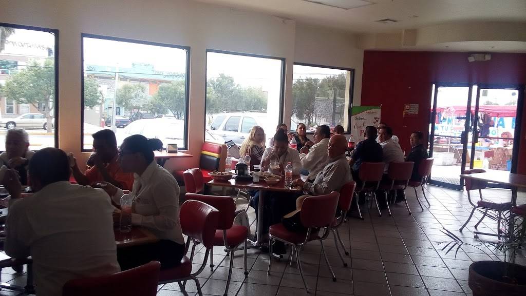 Pollo Feliz | restaurant | Guerrero 827, 17 de Agosto, Constitución (Ampl. Constitución), 22707 Rosarito, B.C., Mexico | 016611201469 OR +52 661 120 1469