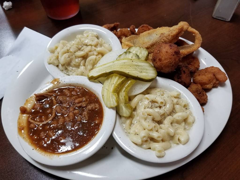 The Fishin Pig | restaurant | 6340, 1518 S Broadway St, Poplar Bluff, MO 63901, USA | 5737767442 OR +1 573-776-7442