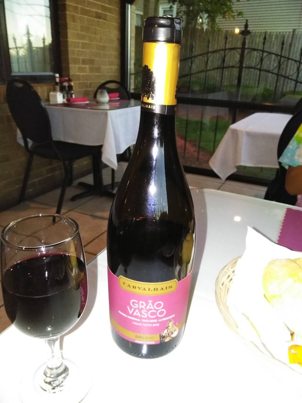 Taunton Eagles Restaurant | restaurant | 29 Oak St, Taunton, MA 02780, USA | 5088281904 OR +1 508-828-1904