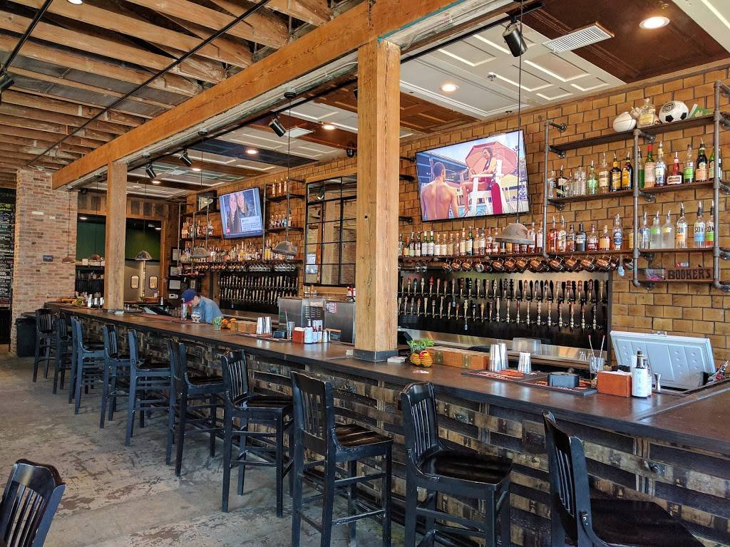 Dots Hop House & Cocktail Courtyard | restaurant | 2645 Commerce St, Dallas, TX 75226, USA | 2142303687 OR +1 214-230-3687