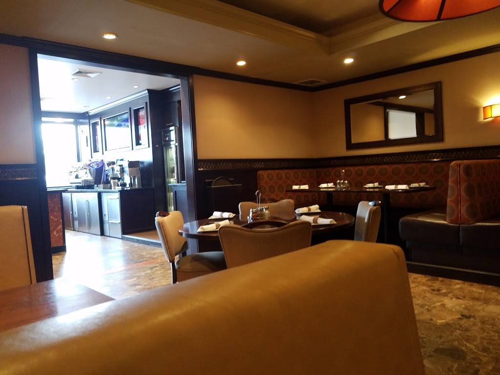 Ginos Long Beach | restaurant | 16 W Park Ave, Long Beach, NY 11561, USA | 5164328193 OR +1 516-432-8193