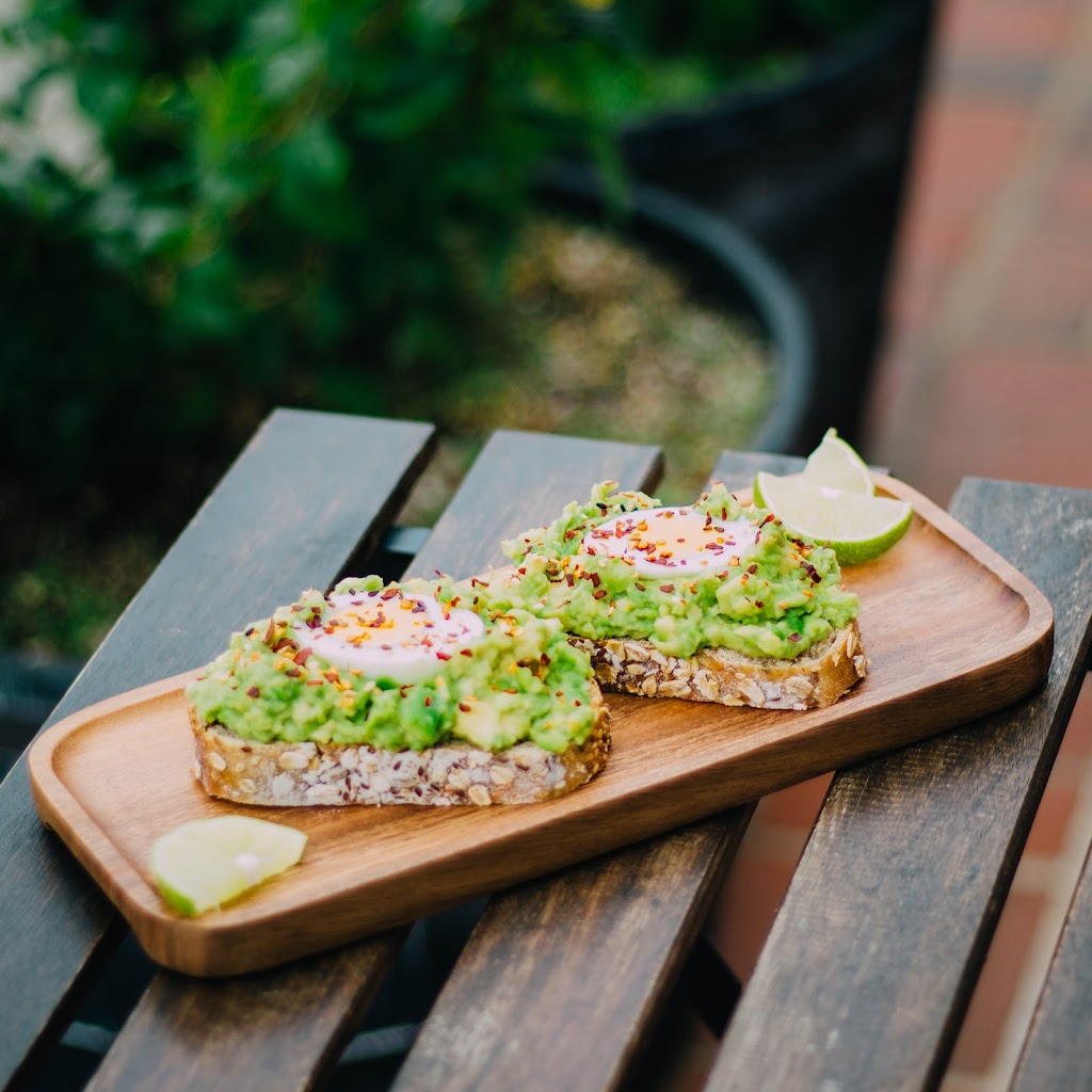 Senberry Coffee & Acai Bowls | bakery | 6463 Old Beulah St, Alexandria, VA 22315, USA | 7033374733 OR +1 703-337-4733