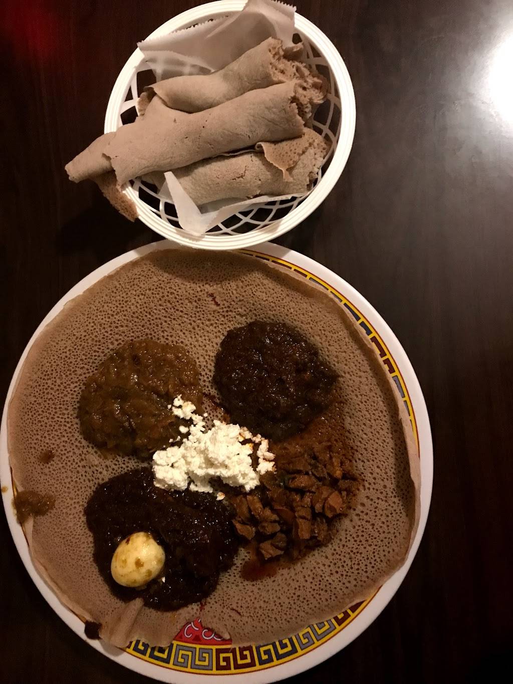 Dilla Ethiopian restaurant | restaurant | 1813 Riverside Ave, Minneapolis, MN 55454, USA | 6123322898 OR +1 612-332-2898