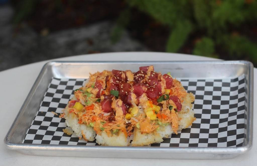 Poke 305 Coconut Grove | restaurant | 3415 Main Hwy, Miami, FL 33133, USA | 3056408147 OR +1 305-640-8147