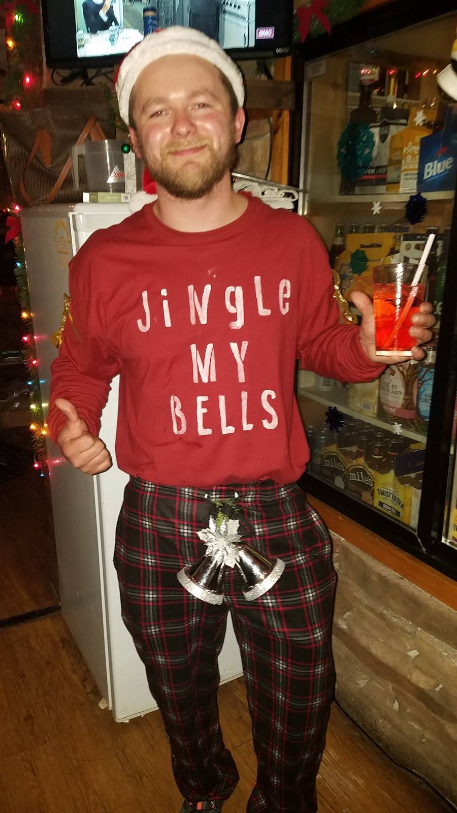 The View Saloon | restaurant | 2923 Hancock Hwy, Equinunk, PA 18417, USA | 5702248439 OR +1 570-224-8439