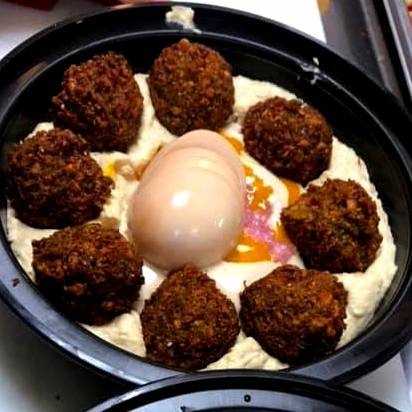 Falafel Tanami | restaurant | 4305 12th Ave, Brooklyn, NY 11219, USA | 3476825882 OR +1 347-682-5882