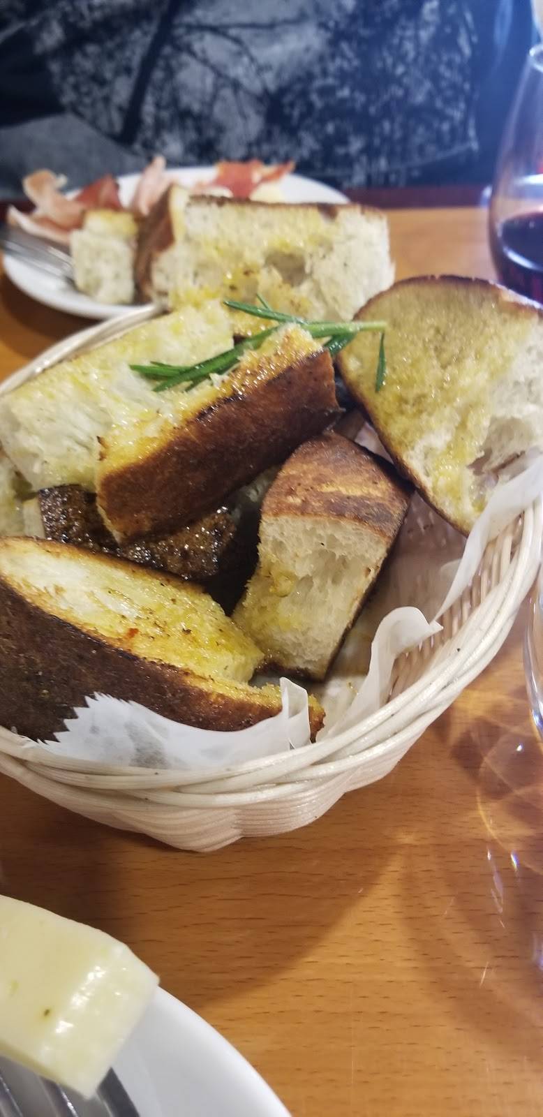 Alex & Teresas Pizzeria & Trattoria | restaurant | 941 N Harrison Ave, Cary, NC 27513, USA | 9193770742 OR +1 919-377-0742