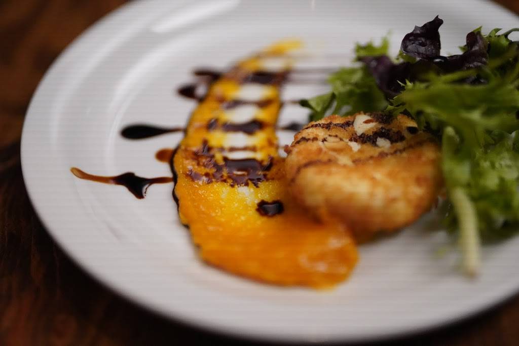 The Royal Underground | restaurant | 36-10 30th Ave, Astoria, NY 11103, USA | 7186066610 OR +1 718-606-6610