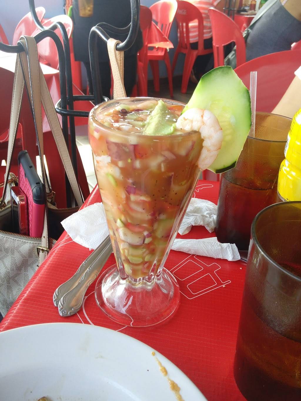 Mariscos Walter Jr | restaurant | Lázaro Cárdenas 1702, Otay Constituyentes, 22457 Tijuana, B.C., Mexico | 016646232219 OR +52 664 623 2219