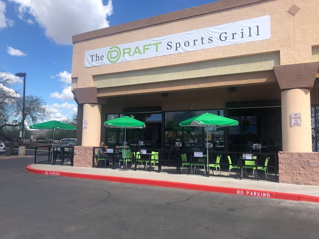 The Draft Sports Grill | restaurant | 542 W Baseline Rd, Mesa, AZ 85210, USA | 4805888988 OR +1 480-588-8988
