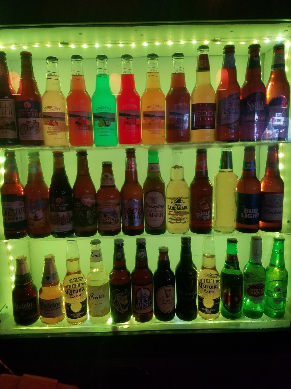 Jasmine Cafe & Lounge | restaurant | 701 E New Haven Ave, Melbourne, FL 32901, USA | 3219871051 OR +1 321-987-1051